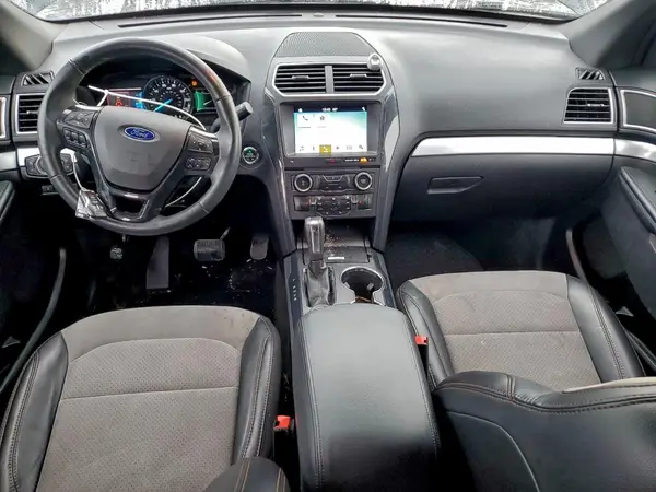1FM5K8D83HGD21902 2017 FORD EXPLORER - Image 8