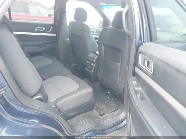 1FM5K8D83HGD40465 2017 FORD EXPLORER - Image 8