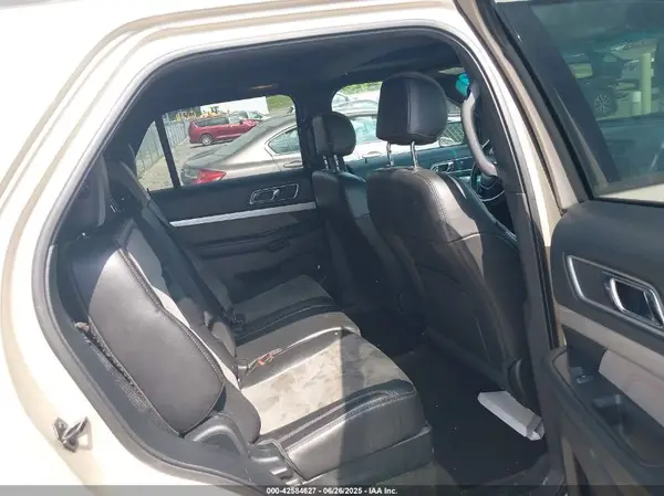 1FM5K8D83HGD46458 2017 FORD EXPLORER - Image 8