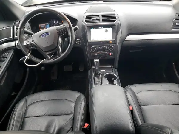 1FM5K8D83HGD51143 2017 FORD EXPLORER - Image 8