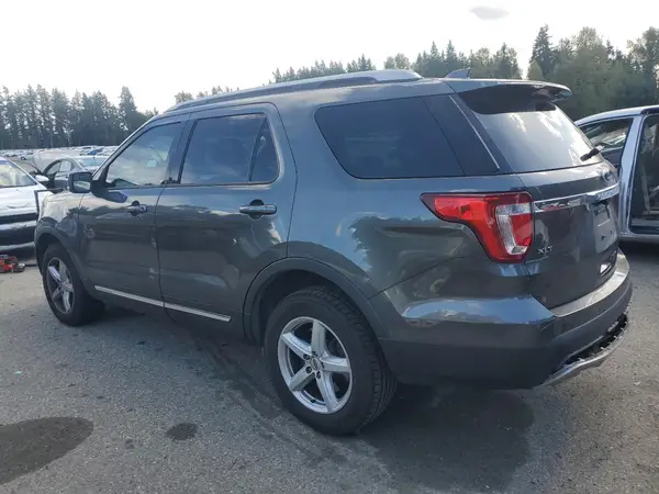 1FM5K8D83HGD64703 2017 FORD EXPLORER - Image 2