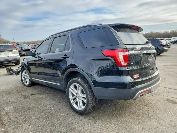 1FM5K8D83HGD75815 2017 FORD EXPLORER - Image 2