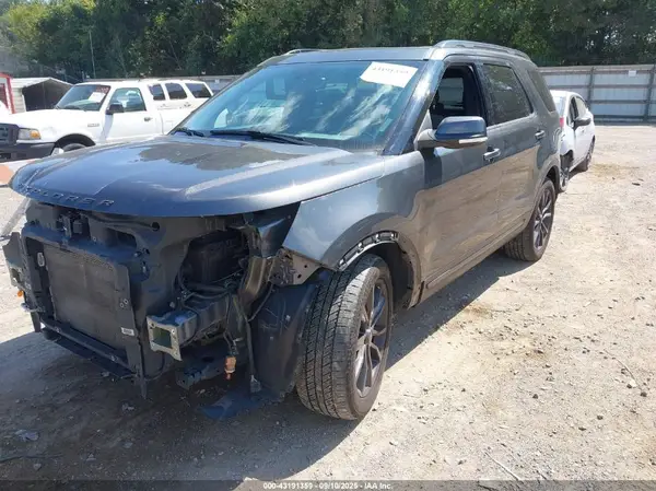 1FM5K8D83HGE10420 2017 FORD EXPLORER - Image 2