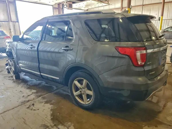 1FM5K8D83HGE34958 2017 FORD EXPLORER - Image 2