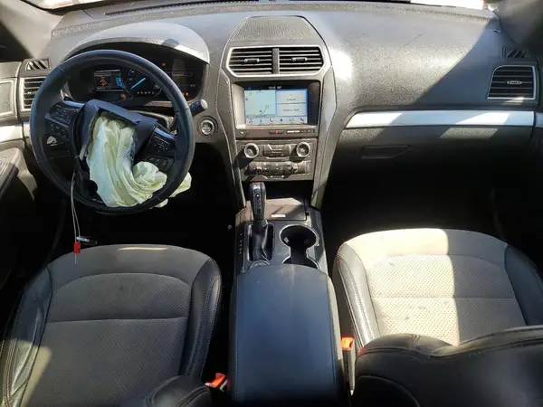 1FM5K8D83HGE37410 2017 FORD EXPLORER - Image 8