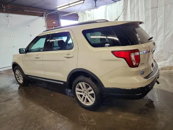 1FM5K8D83JGA22934 2018 FORD EXPLORER - Image 2