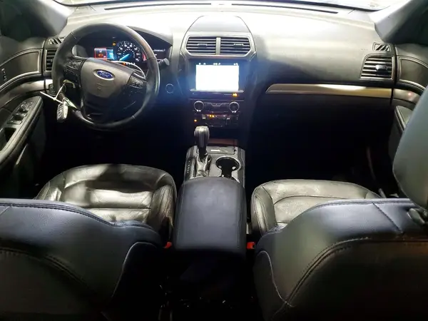 1FM5K8D83JGA50250 2018 FORD EXPLORER - Image 8
