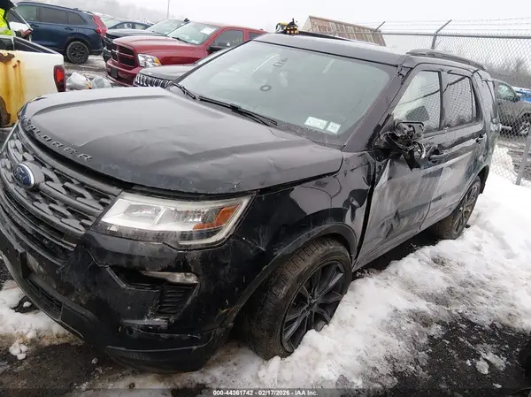 1FM5K8D83JGA50930 2018 FORD EXPLORER - Image 2