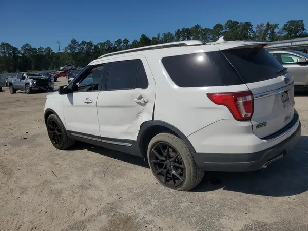 1FM5K8D83JGA56856 2018 FORD EXPLORER - Image 2