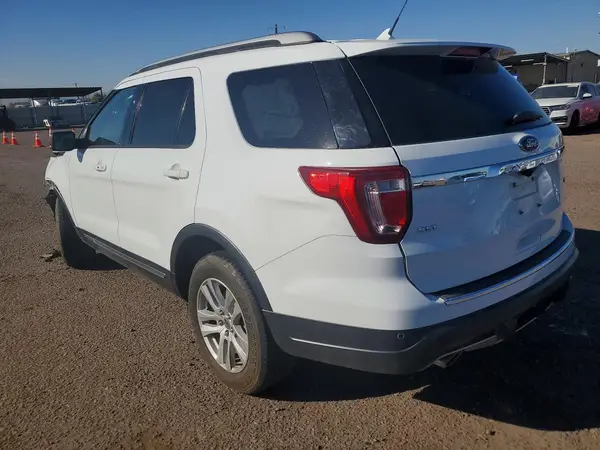 1FM5K8D83JGA71230 2018 FORD EXPLORER - Image 2