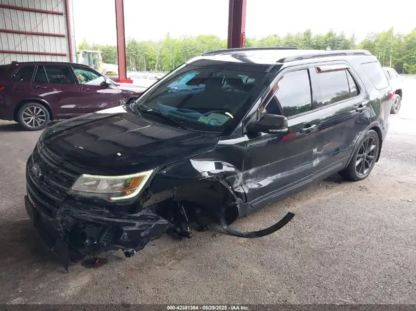 1FM5K8D83JGA74998 2018 FORD EXPLORER - Image 2