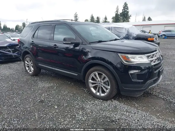 1FM5K8D83JGA98749 2018 FORD EXPLORER - Image 1