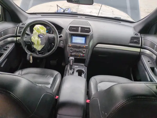 1FM5K8D83JGB05750 2018 FORD EXPLORER - Image 8