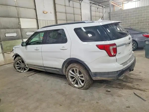 1FM5K8D83JGB08468 2018 FORD EXPLORER - Image 2