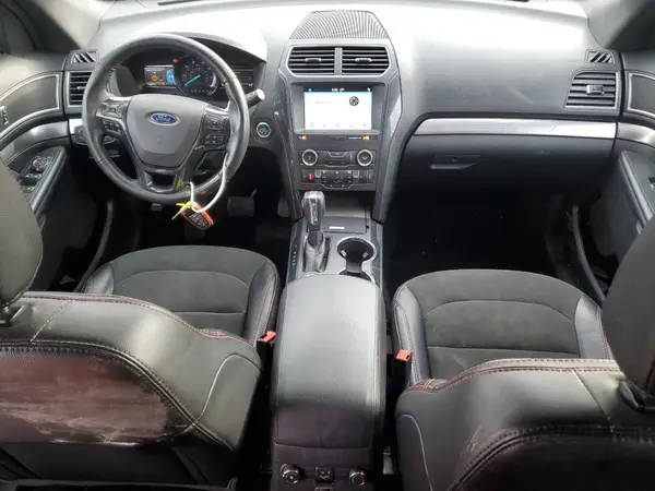 1FM5K8D83JGB13895 2018 FORD EXPLORER - Image 8