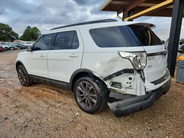 1FM5K8D83JGB35816 2018 FORD EXPLORER - Image 2