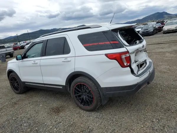 1FM5K8D83JGB43611 2018 FORD EXPLORER - Image 2