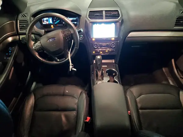 1FM5K8D83JGB76947 2018 FORD EXPLORER - Image 8