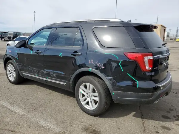 1FM5K8D83JGB80657 2018 FORD EXPLORER - Image 2