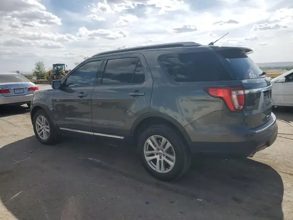 1FM5K8D83JGB93702 2018 FORD EXPLORER - Image 2