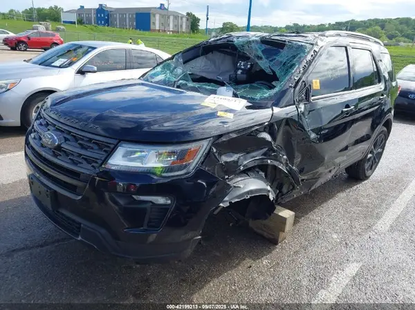 1FM5K8D83JGB99919 2018 FORD EXPLORER - Image 2