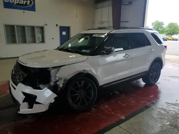 1FM5K8D83JGC60301 2018 FORD EXPLORER - Image 1