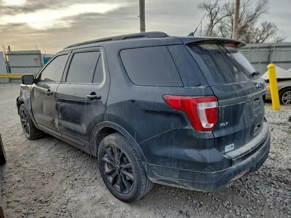 1FM5K8D83JGC70651 2018 FORD EXPLORER - Image 2