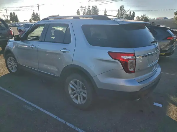 1FM5K8D84FGB61039 2016 FORD EXPLORER - Image 2