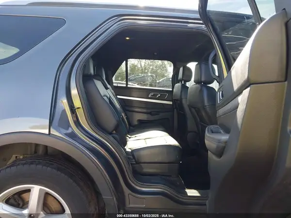 1FM5K8D84GGA51156 2016 FORD EXPLORER - Image 8