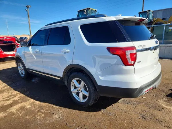 1FM5K8D84GGB18399 2016 FORD EXPLORER - Image 2