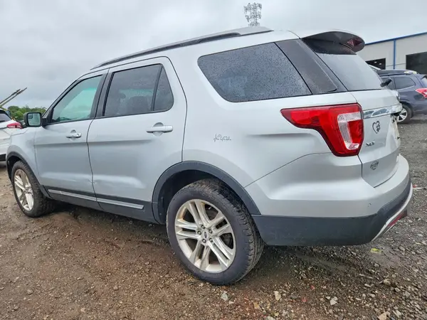 1FM5K8D84GGD18554 2016 FORD EXPLORER - Image 2