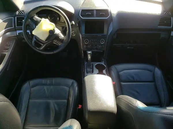 1FM5K8D84HGA18899 2017 FORD EXPLORER - Image 8