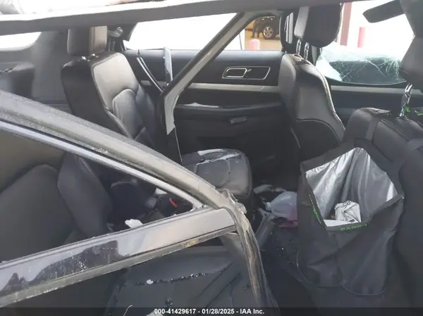 1FM5K8D84HGA25190 2017 FORD EXPLORER - Image 8