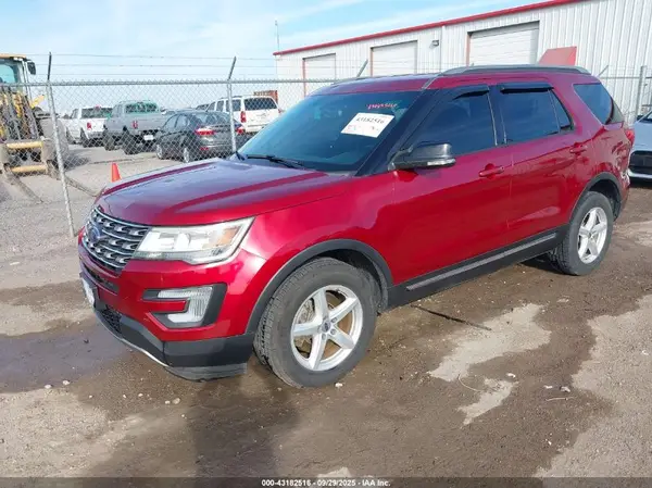 1FM5K8D84HGA33595 2017 FORD EXPLORER - Image 2