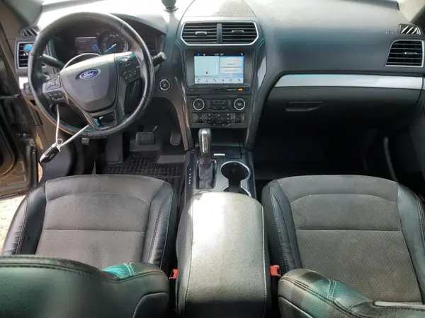 1FM5K8D84HGA53250 2017 FORD EXPLORER - Image 8