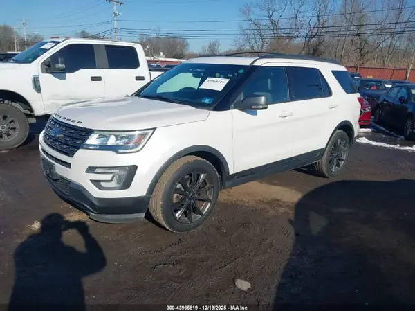 1FM5K8D84HGA66287 2017 FORD EXPLORER - Image 2