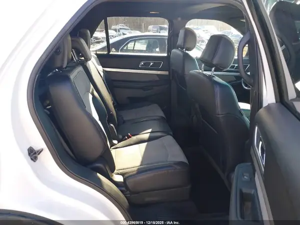 1FM5K8D84HGA66287 2017 FORD EXPLORER - Image 8