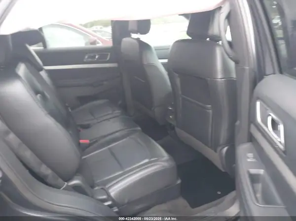 1FM5K8D84HGA72736 2017 FORD EXPLORER - Image 8