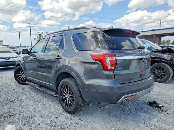 1FM5K8D84HGA83803 2017 FORD EXPLORER - Image 2