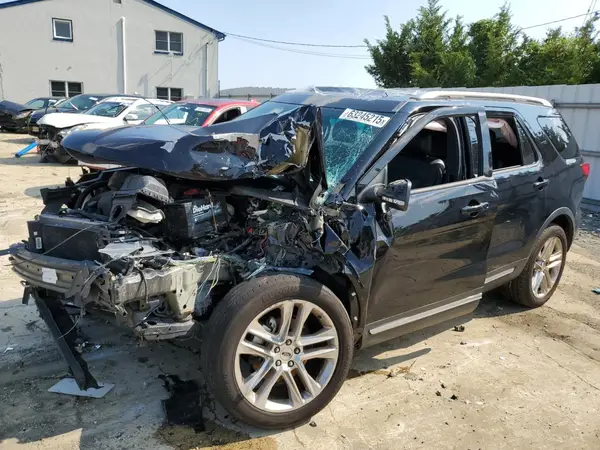 1FM5K8D84HGB02768 2017 FORD EXPLORER - Image 1