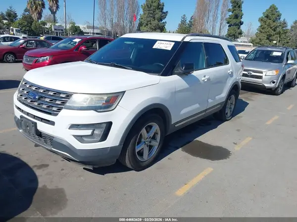 1FM5K8D84HGB02785 2017 FORD EXPLORER - Image 2