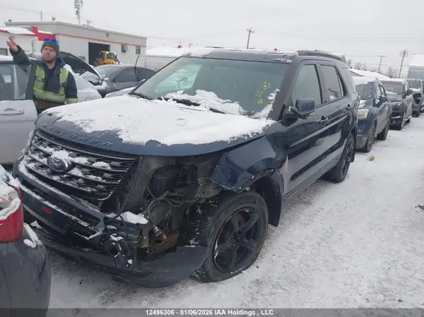 1FM5K8D84HGB25466 2017 FORD EXPLORER - Image 2