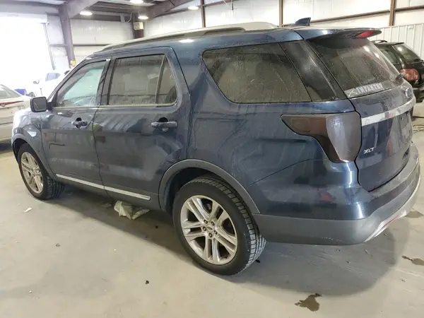 1FM5K8D84HGB26214 2017 FORD EXPLORER - Image 2