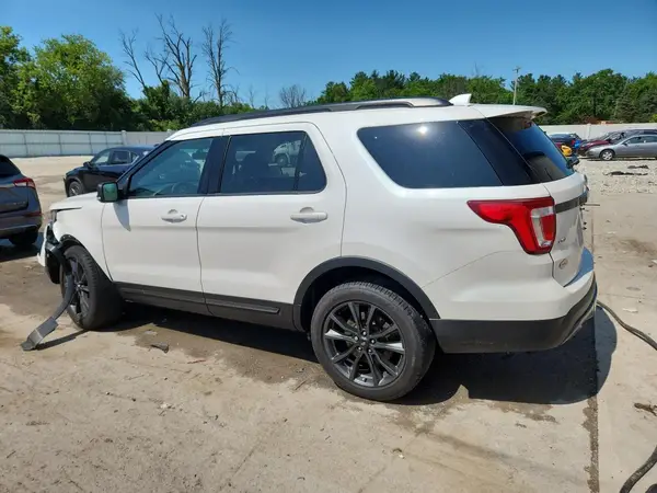 1FM5K8D84HGB28920 2017 FORD EXPLORER - Image 2
