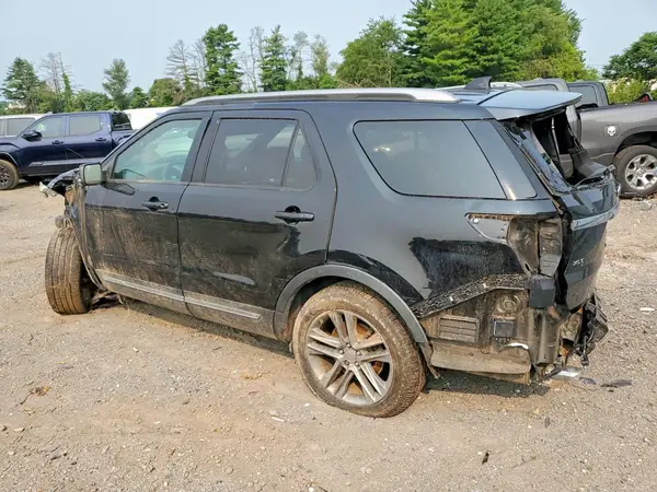 1FM5K8D84HGB36905 2017 FORD EXPLORER - Image 2