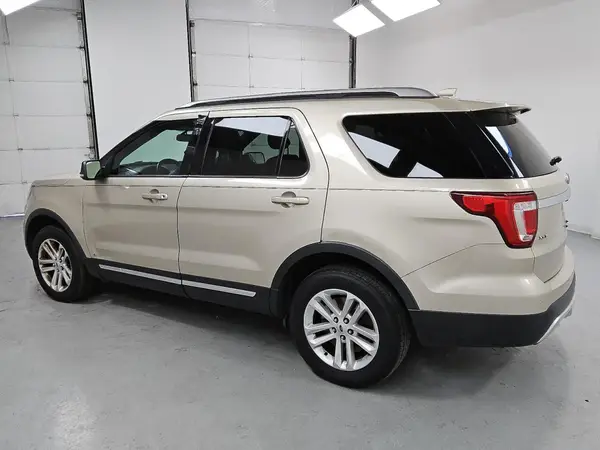 1FM5K8D84HGC02384 2017 FORD EXPLORER - Image 2