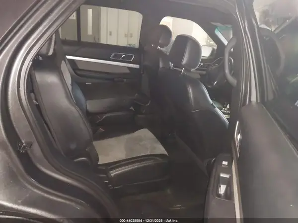 1FM5K8D84HGC13773 2017 FORD EXPLORER - Image 8