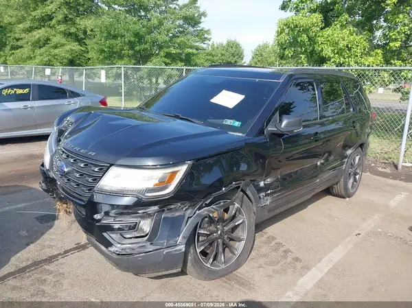 1FM5K8D84HGC18598 2017 FORD EXPLORER - Image 2
