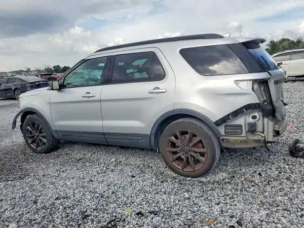 1FM5K8D84HGC19105 2017 FORD EXPLORER - Image 2