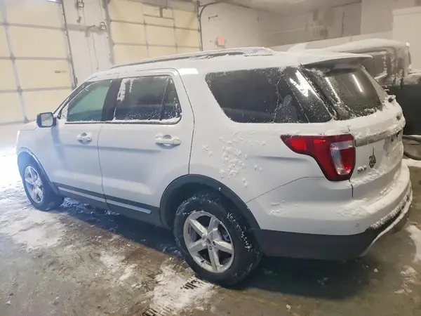 1FM5K8D84HGC45784 2017 FORD EXPLORER - Image 2